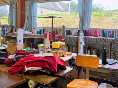 La fabrication artisanale du tissu des Pyrénées : l’excellence signée Val d’Arizes